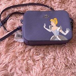 ❤️❤️Cinderella Coach Purse ❤️❤️